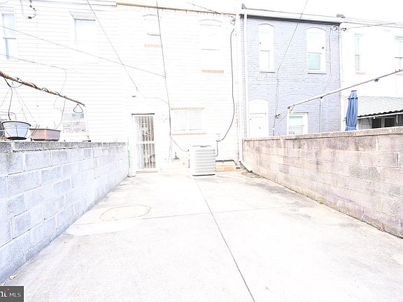 5th image of 120 N Kenwood Ave