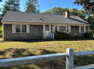 7 Delta St, Hyannis, MA 02601