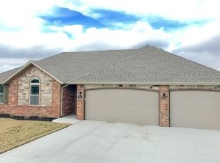 994 W Democracy Dr, Rogersville, MO 65742