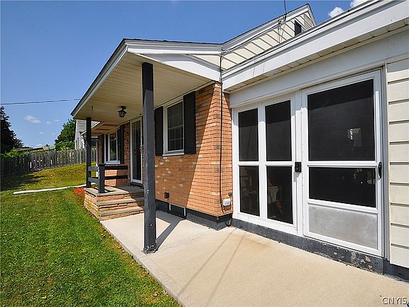 3rd image of 1111 Caleb Ave #15