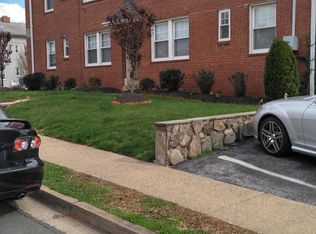 200 S Veitch St APT 8, Arlington, VA 22204