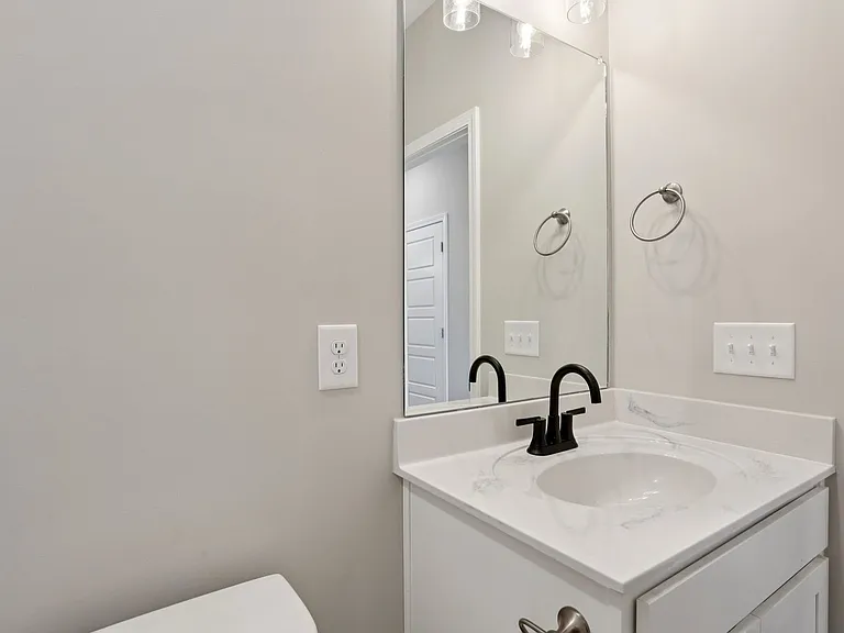 2815 Trenton Rd — Photo 49