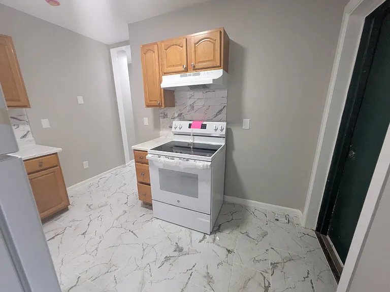 1071 Pembroke St #O2B — Photo 1