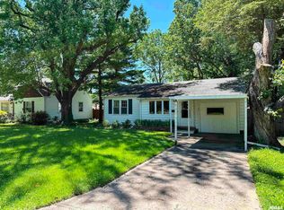 504 S James St, Carbondale, IL 62901