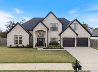 1910 Sunrise Cir, Centerton, AR 72719