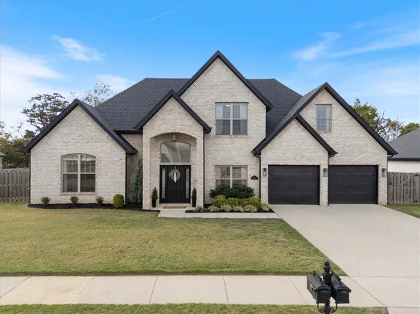 1910 Sunrise Cir, Centerton, AR 72719