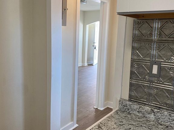 2nd image of 702 E 1st St #1