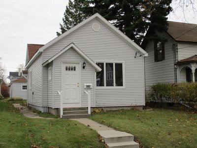 302 4th St, Manistee, MI, 49660