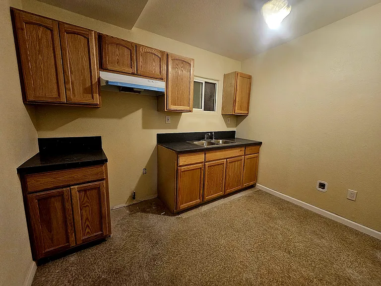66058 Hacienda Ave — Photo 8