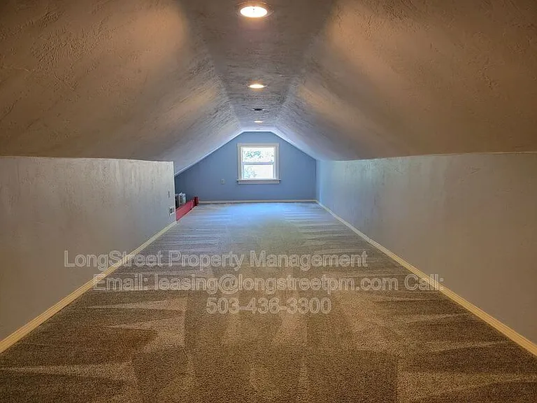 780 SE Marion Ave — Photo 17