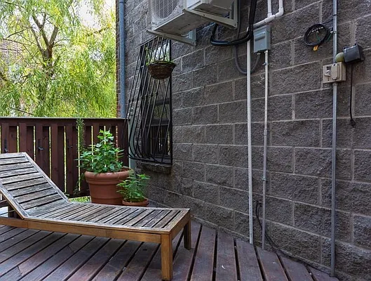 Rented by Brooklyn Group | media 6