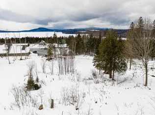 7 Eva D Ln, Rangeley, ME 04970