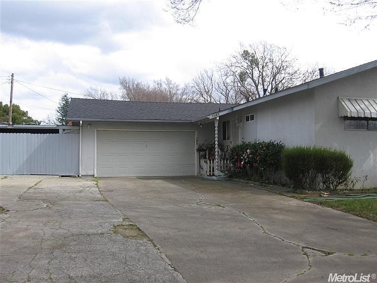 1st image of 7499 Carella Dr