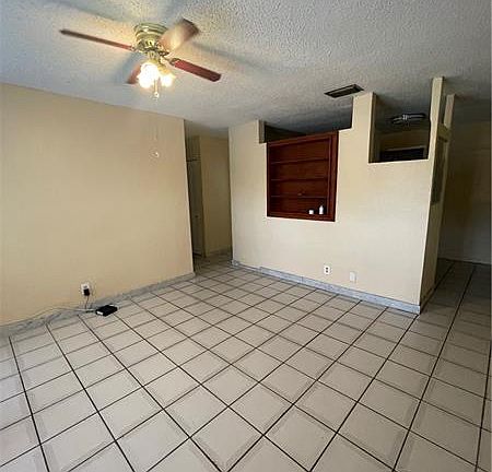 3rd image of 6270 SW 18th St