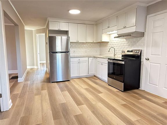 3rd image of 4320 Hunter Rd