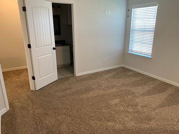 5th image of 218 W Lake St