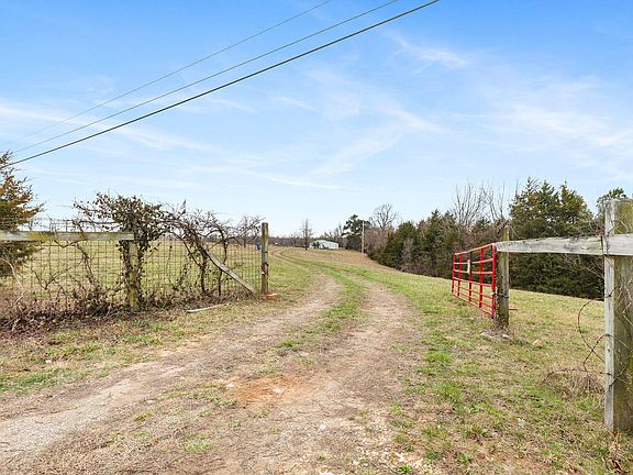 4th image of 11319 Highway 14