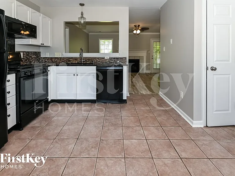 4190 Ivydale Ave SW — Photo 9