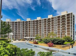 1500 Sheridan Rd Unit 5G, Wilmette, IL 60091