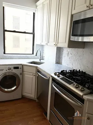 Rented by ONE Manhattan Real Estate | media 10