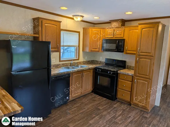 219 Mountain View Rd, Bennington, VT 05201
