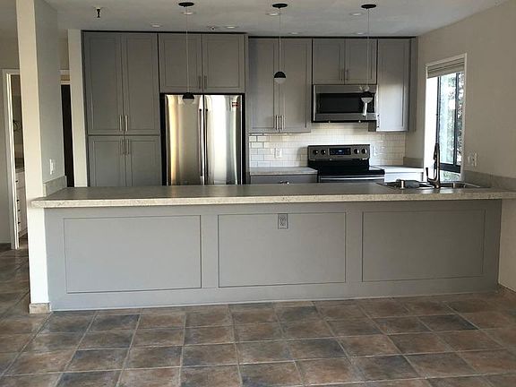 5th image of 1251 Parker Pl Unit 3A