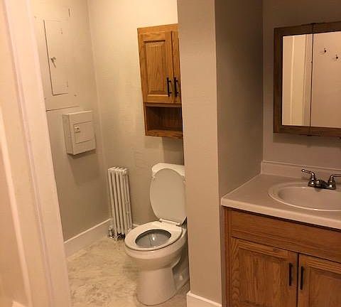 Spacious Bathroom