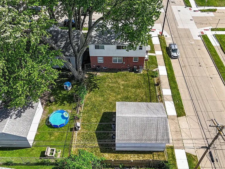 1705 E Granet Ave — Photo 37
