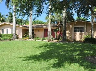 15375 SW 72nd Ct, Palmetto Bay, FL 33157