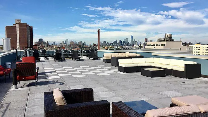 Rented by Nooklyn NYC LLC | media 100