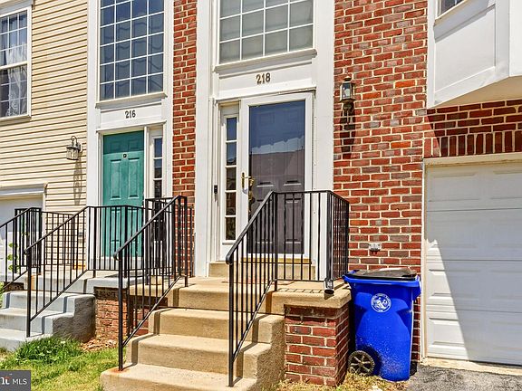 3rd image of 218 Harpers Way