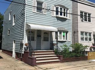 386 Van Nostrand Ave, Jersey City, NJ 07305