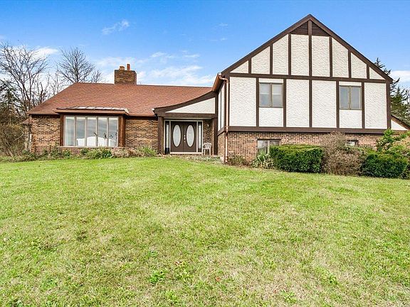 3rd image of 3809 Lainey Dr