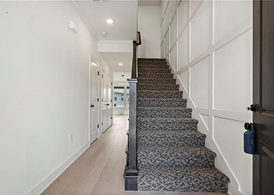 7329 Aaron St #22-B, Kansas City, MO 64152 | Zillow