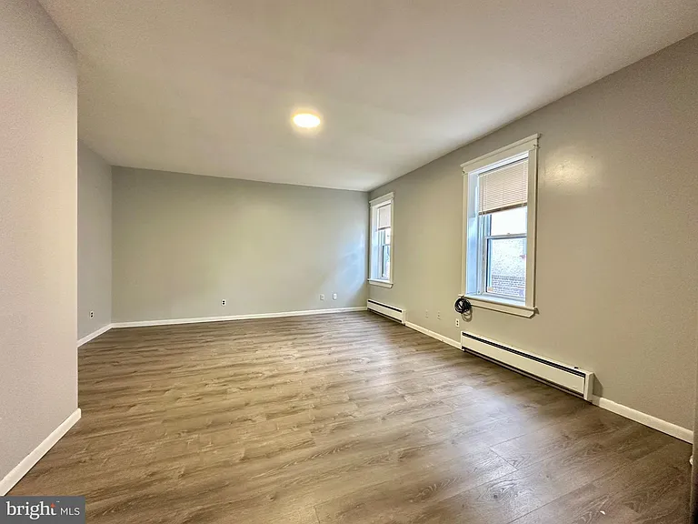 1117 W Main St #D1 — Photo 4