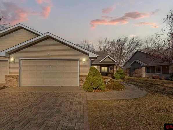 54 Cree Point Dr, Mankato, MN 56001