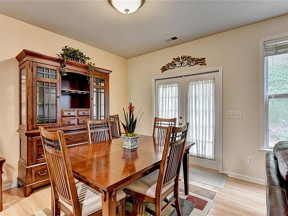 5th image of 23 Jekyll Dr #9
