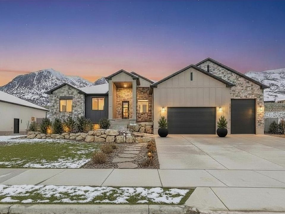 1st image of 728 E Mountain Rd N