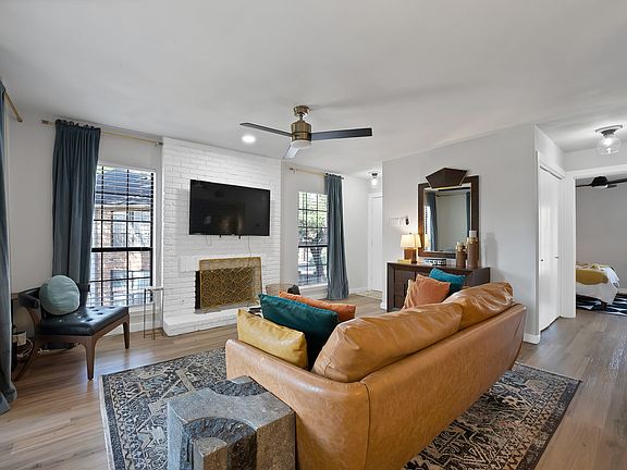 5th image of 15151 Berry Trl APT 1108