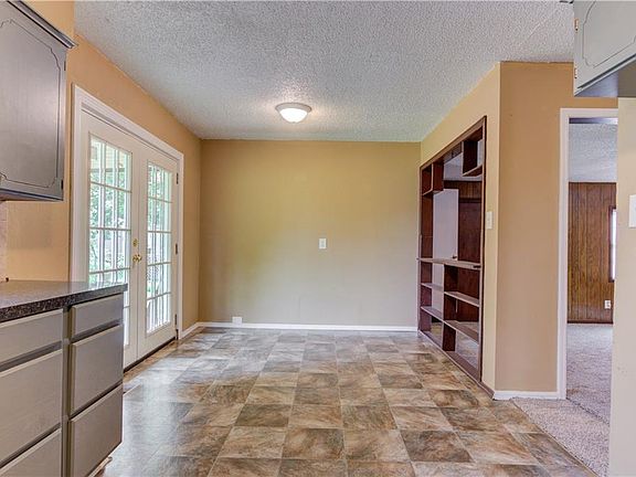 4th image of 1106 N 25th St