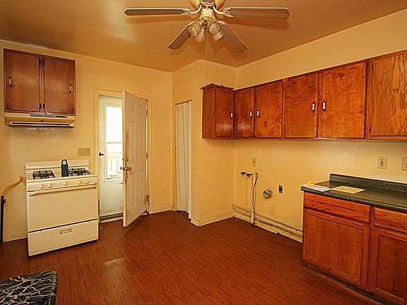 5th image of 1023 Tazewell Ave SE