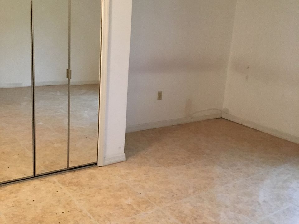 Upstairs bedroom