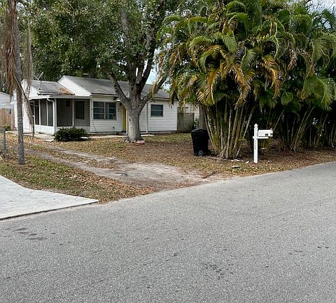 2nd image of 1125 59th St S