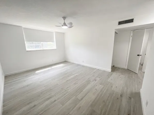 5700 NW 2nd Ave, Boca Raton, FL
