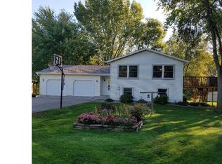 115 Norway Cir, Annandale, MN 55302