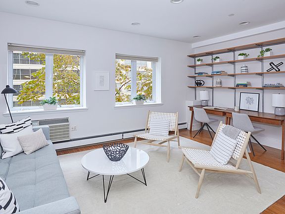 5th image of 527 Vanderbilt Ave #1