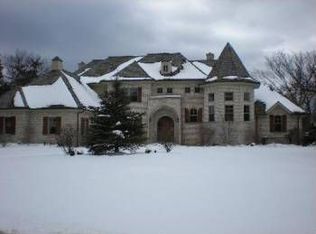 736 Surrey Ln, Glenview, IL 60025