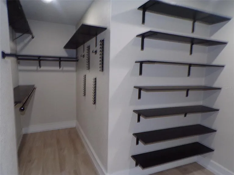 510 Medici Ct — Photo 30
