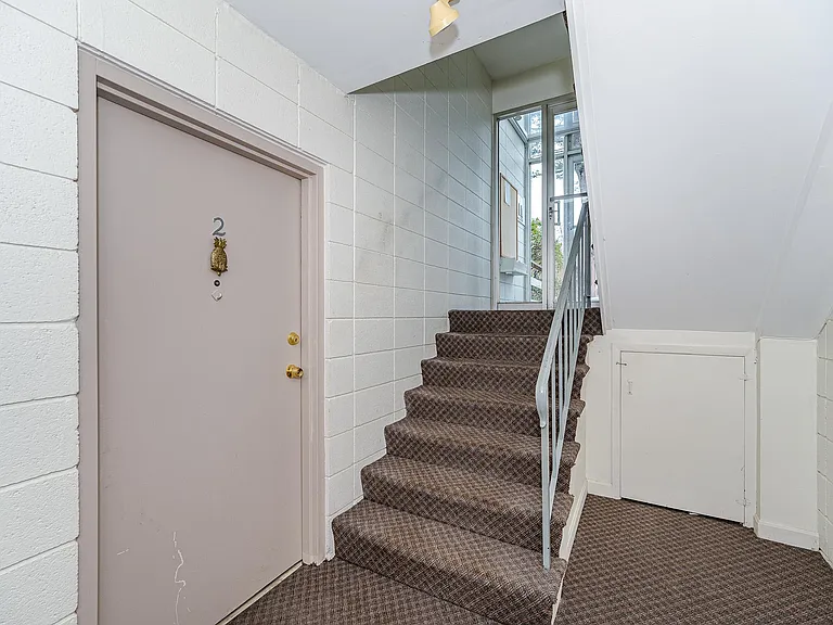 11 Crescent Dr #2 — Photo 2
