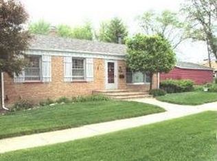 136 E Daniels Rd, Palatine, IL 60067